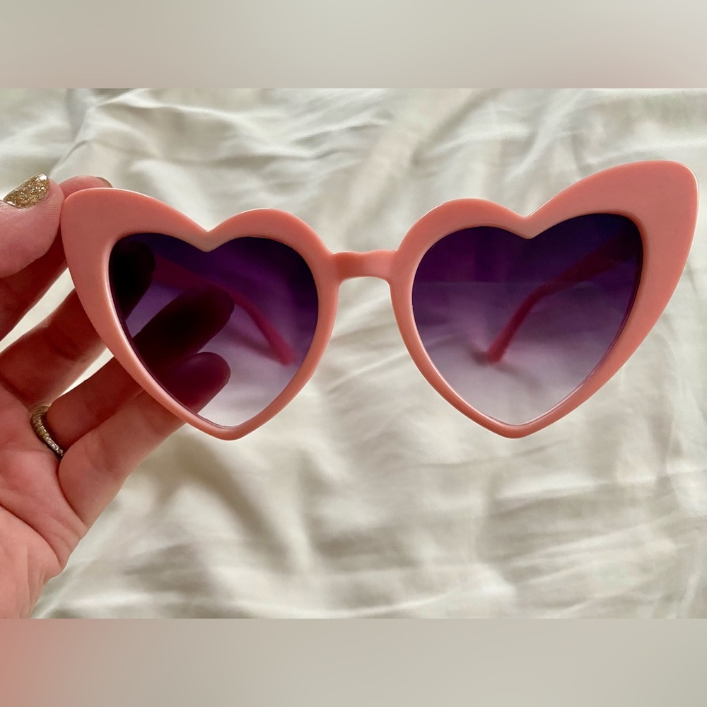 Pink Heart Shaped Retro Sunglasses - Picture 2 of 4